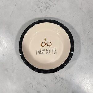 Harry Potter RAE DUNN Pie Dish RARE